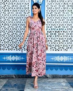 Robe d'été en coton indien faite à la main, élégante, style bohème, pour les fêtes, cadeau de mariage personnalisé, tendance, décontractée, taille naturelle, lavable - Product Image 1