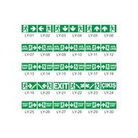 Panneau de signalisation LED double face vert pour sortie de secours avec visibilité de 70 m, autonomie de 3 h, 75x600x400mm, extérieur, série Z, plastique