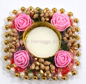 Porte-bougie en métal traditionnel indien fait à la main de haute qualité, modèle PA15, pour la décoration de la maison, festival Diwali, marque IHA - Product Image 3