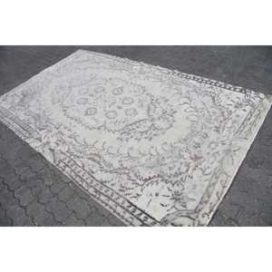 Tapis turc vintage, tapis de 5,7 x 9,8 pieds, tapis persan blanc et gris - Product Image 2