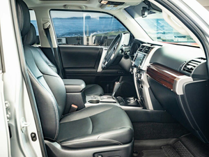 รถยนต์มือสอง ปี 2021 โตโยต้า ฟอร์รันเนอร์ ลิมิเต็ด ขับเคลื่อน 4 ล้อ พวงมาลัยซ้าย/ขวา - Product Image 2