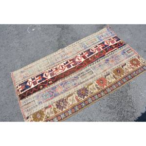 Alfombra Kilim Turca Vintage Ecológica Tradicional Beige Roja 2.7 x 4.8 pies con Retazos de Lana y Base de Látex para Comedor, 10mm, Abstracta - Product Image 4