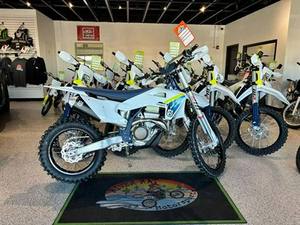 ฮุสควาร์นา FX 350 รุ่นใหม่ ปี 2026 รถมอเตอร์ไซค์วิบากใหม่ - Product Image 2