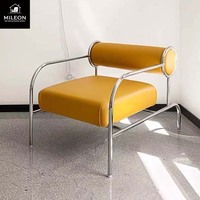 Fauteuil d'appoint moderne en velours avec structure en métal chromé, fauteuil de loisirs individuel minimaliste orange pour salon et hôtel
