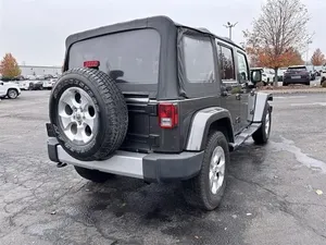 รถจี๊ป แรนเกลอร์ อันลิมิเต็ด ซาฮาร่า ปี 2014 สภาพดีเยี่ยม ใช้งานน้อย - Product Image 3