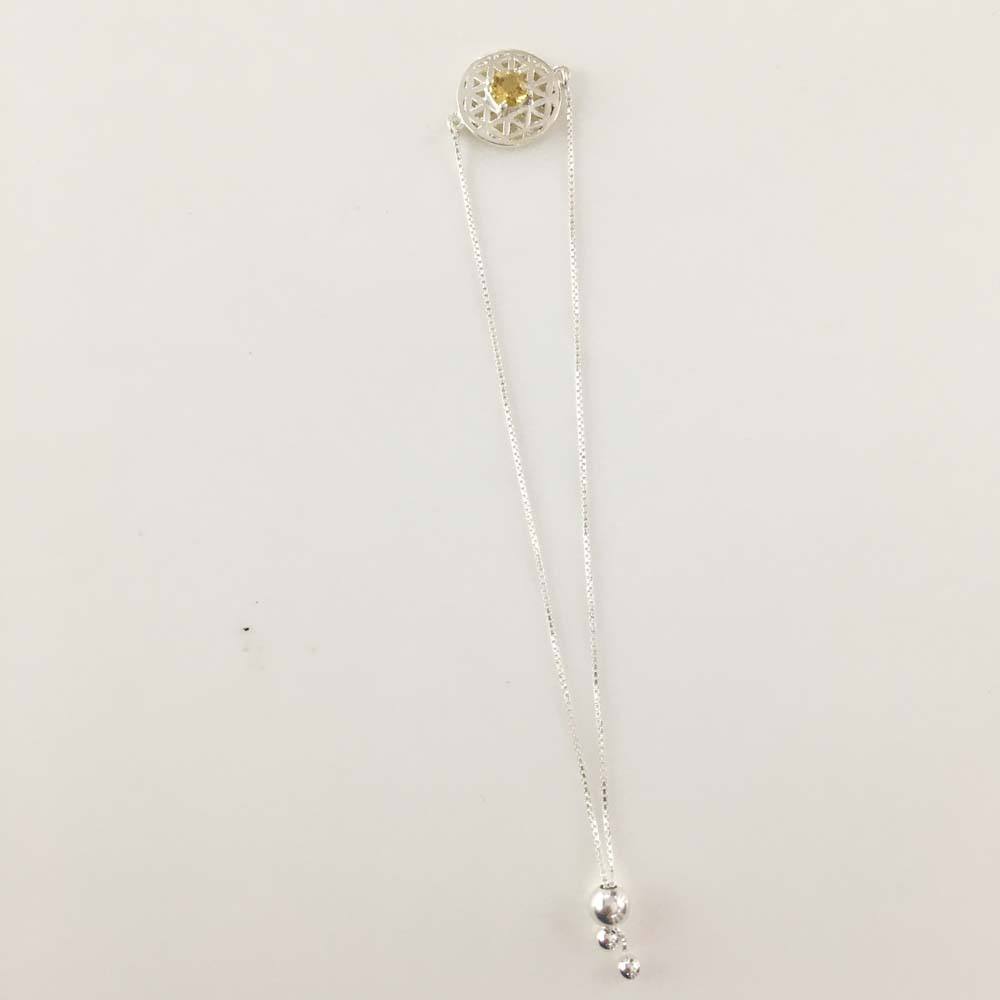 สีเหลือง