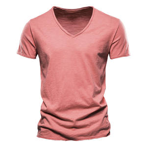 Nueva camiseta de marca de moda para hombre con cuello en V Color sólido Tops de verano Ropa de calle Top Camiseta de manga corta para hombres - Product Image 1