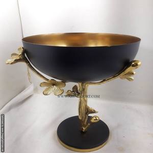 Fait de métal noir enduit de poudre rond Bakhoor brûleur maison intérieur et extérieur brûleur de parfum avec support design pour Offre Spéciale - Product Image 1