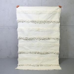 Manta Marroquí Hecha a Mano, Auténtica, Artesanal, Diseño Tribal, Suave, Tejida, Decoración para el Hogar, Regalo - Product Image 1