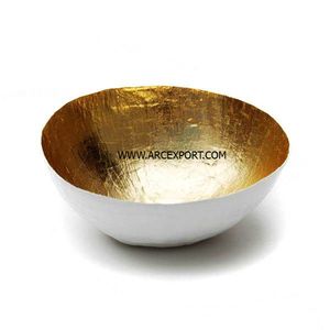 Lot de 2 bols de service dorés brillants et polis pour collations et desserts, formes personnalisées de créateurs martelés, bols de service alimentaire en Inde - Product Image 6