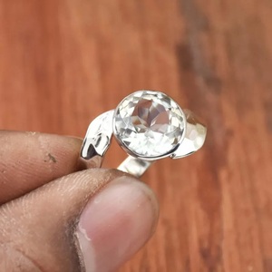 Anillo de amatista Plata de Ley 925 Piedra redonda Martillado Anillo bohemio Regalo para ella - Product Image 1