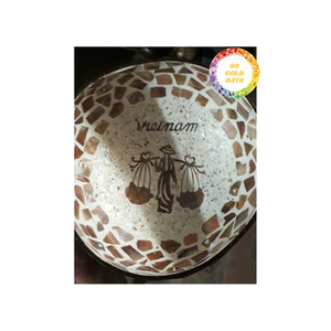 Tazón de cáscara de coco auténtico producto de coco hecho a mano ecológico de Vietnam adecuado para servir ensaladas y decoración - Product Image 4