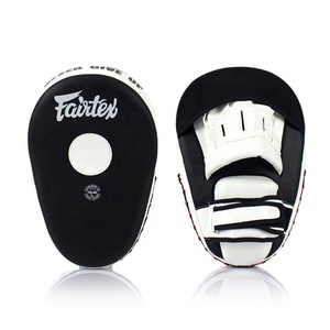 นวมซ้อมมวย Fairtex รุ่นสั่งทำพิเศษ คุณภาพสูง หนังวัวแท้ สำหรับฝึกซ้อมและป้องกัน  สำหรับเยาวชน - Product Image 4