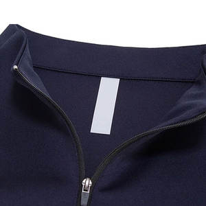 Ensemble de survêtements en coton deux pièces à capuche personnalisés pour hommes Nouveau design Street Wear avec des techniques imprimées à motifs solides - Product Image 3