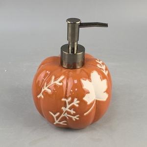 Meilleure vente articles de salle de bain et accessoires porte-savon Halloween présent citrouille décoration distributeur de savon liquide - Product Image 2