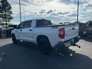 2017โตโยต้าทุนดรา SR5 - Product Image 3