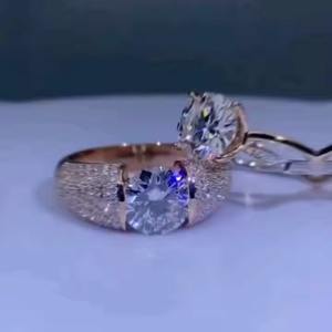 Bague de fiançailles de luxe pour filles, diamant or, moissanite et laboratoire entièrement diamants, bague au design unique personnalisé pour les filles - Product Image 4