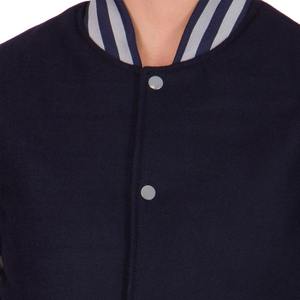 Veste universitaire OEM sur mesure pour femmes, manches en PU, épaisseur standard, couleurs personnalisées, support en coton imprimé respirant, vente en gros - Product Image 6