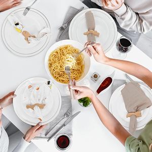 Rond de serviette dinosaure en bois fait à la main décor de table en forme d'animal mignon pour les fêtes de bébé - Product Image 3