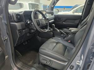 Toyota Land Cruiser GX-R 2025, 7 Asientos, Automático, Turbo, SUV, Interior de Cuero, Neumáticos R20, Luces LED - Product Image 6