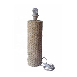 ตะกร้าโคมไฟตั้งโต๊ะแบบฝังกระดูกโคมไฟแบบสานฐาน E27โคมไฟข้างเตียงตกแต่งด้วยไฟฟ้าสำหรับห้องนั่งเล่น - Product Image 3