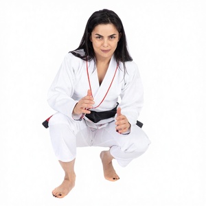 ชุดยูโดบราซิลเลี่ยนยิวยิตสูสำหรับผู้หญิง สีขาว ผ้าฝ้าย 100% ทนทาน สวมใส่สบาย น้ำหนัก 350 กรัม พร้อมดีไซน์แบบกำหนดเองได้ - Product Image 1