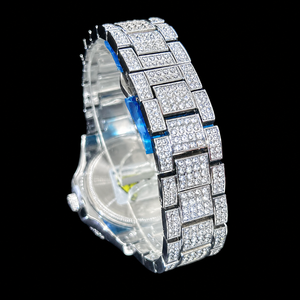 Reloj King Cobra de 42 mm para Hombre con Esfera Analógica Decorada con Cristales y Movimiento de Cuarzo Japonés - Product Image 4