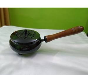 กระถางธูปทองเหลืองทำด้วยมือพร้อมด้ามไม้สำหรับบ้านบูชาและเป็นของขวัญของตกแต่งบ้าน - Product Image 6