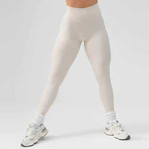 Leggings de fitness pour femmes européennes et américaines Pantalon de yoga taille haute sans couture - Product Image 4