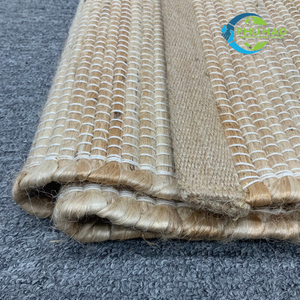 Produits très vendus Tapis fait main Tapis en jute: parfait pour les intérieurs de salon, de cuisine et de chambre à coucher - Product Image 6