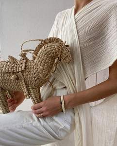 Jouet pour cheval en herbe de mer fait à la main Jouet décoratif tissé naturel pour enfants - Product Image 5