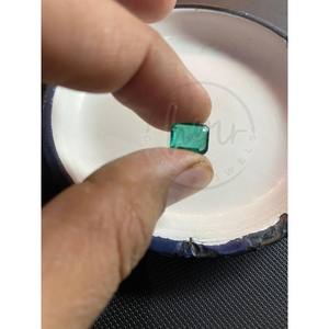 พลอยมรกตแซมเบียธรรมชาติทรงแปดเหลี่ยม ตัดแบบหลวม สีเขียวมรกตคุณภาพดี สำหรับทำเครื่องประดับ - Product Image 4