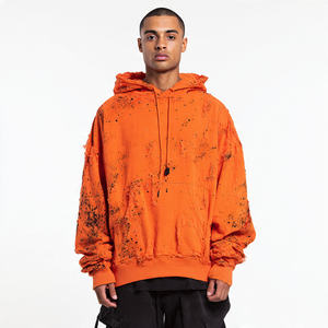 เสื้อฮู้ดดี้ผู้ชายทรงโอเวอร์ไซส์ สไตล์สตรีทแฟชั่น ผ้าหนา 450GSM ปักลาย แต่งดีเทลขาดๆ ไหล่ตก - Product Image 1