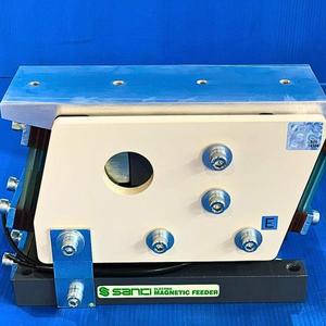 Alimentador de máquina de soldadura SANKI JPF, nuevo 1 año de garantía, piezas pequeñas profesionales en línea, planta de fabricación Industrial de 200 kW - Product Image 4