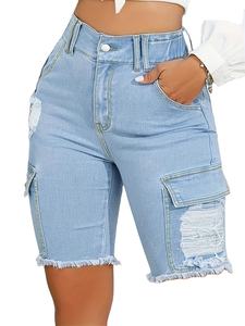 กางเกงยีนส์ขาสั้นเอวสูงสำหรับผู้หญิง ทรงคาร์โก้ ขาดรุ่ยที่ชายกางเกง ทรงปกติ สีซีดกลาง ผ้าฝ้าย 100% เป็นมิตรต่อสิ่งแวดล้อม มีกระเป๋าข้าง - Product Image 1