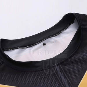 Diseñe su propio logotipo Hombres Mangas cortas Rash Guard Último diseño Mangas cortas Rash Guard En stock - Product Image 3