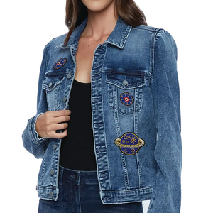 Veste d'hiver en toile tricotée à la main avec broderie, style unique, vêtements d'extérieur pour femmes - Product Image 4