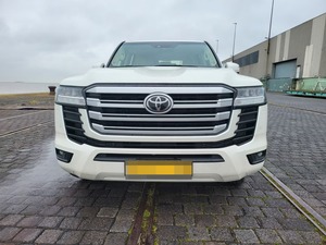 Toyota Land Cruiser SUV Diésel Automática Usada del 2022 en Venta - Product Image 6