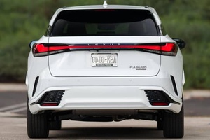 LISTO PARA ENVIAR, Volante a la Derecha/Izquierda, LE-XUS RX 500H F SPORT PERFORMANCE 2023, Híbrido Turboalimentado de 366 HP, 4 Cilindros, Tracción en las Cuatro Ruedas - Product Image 3