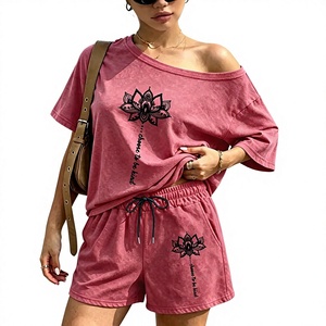 Ensemble de survêtement d'été 2 pièces en coton respirant pour hommes, personnalisé, vente en gros, avec t-shirt et short décontractés en coton à imprimé floral et effet délavé - Product Image 1
