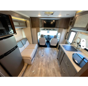 Winebago Fuse 23A Usado del 2017, Listo para Usar como Apartamento en Contenedor, en Venta - Product Image 3