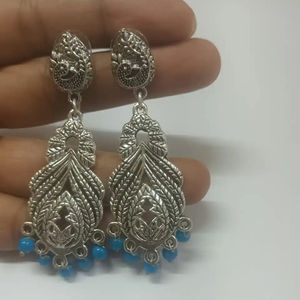 Pendientes colgantes y colgantes de latón con estilo, ropa de fiesta de moda para niñas y mujeres, joyería de latón con estilo hecha a mano, producto a granel - Product Image 1