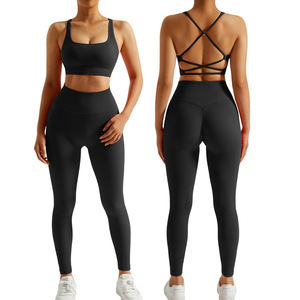 Venta al por mayor conjunto de 2 piezas para las mujeres con estilo Fitness & Yoga Ropa de entrenamiento deportivo Tops cortos Alta demanda Precio barato - Product Image 1