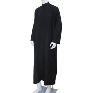 Precio al por mayor Hombres Islámico Estilo Thobe Manga larga O Cuello Musulmán Islámico Hombres Jubba Thobes Frente Dos bolsillos Diferentes colores - Product Image 6