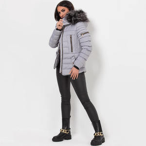 Grande demande Veste d'hiver personnalisée pour femmes Veste bulle épaisse et chaude avec logo avant Service OEM offert - Product Image 6