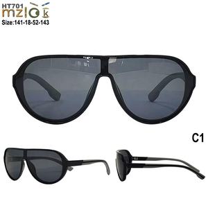 Gafas Deportivas Flexibles Mizilook ]701 TR TAC, las Mejores Gafas de Sol con Degradado de Color para Ciclismo, Gafas de Exterior para Hombre con Antideslizante de Goma - Product Image 4