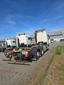 USATO 2020 VOL VO FH/500 6X4 TELAIO SCHELETRATO EURO6 551CV 405KW BIANCO AUTOCARRO RIBALTABILE A TRE LATERALI TRASMISSIONE AUTOMATICA - Product Image 6