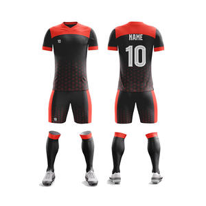 Tenues de football - Personnalisables, tissu respirant 100% polyester, vêtements de sport pour équipes et écoles à prix avantageux - Product Image 1