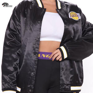 Blouson Bomber Vintage Personnalisé en Polyester Unisexe Noir Col Montant Hiver Chauffant Coupe-Vent Logos Brodés Personnalisables Vente en Gros - Product Image 5