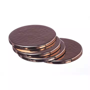 Posavasos de metal Posavasos de nogal Venta de posavasos de escritorio artesanales de metal para Decoración de mesa Artículos decorativos para el hogar por decor IMPEX - Product Image 1